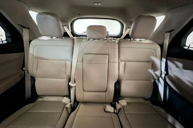 Photo of 2024 AGATE BLACK METALLIC Ford Explorer