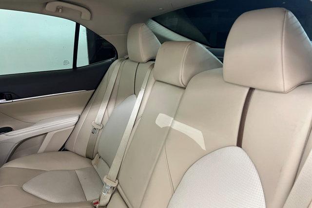 Photo of 2020 Ruby Flare Pearl Toyota Camry Hybrid