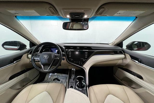 Photo of 2020 Ruby Flare Pearl Toyota Camry Hybrid
