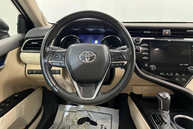 Photo of 2020 Ruby Flare Pearl Toyota Camry Hybrid