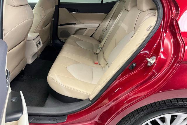 Photo of 2020 Ruby Flare Pearl Toyota Camry Hybrid