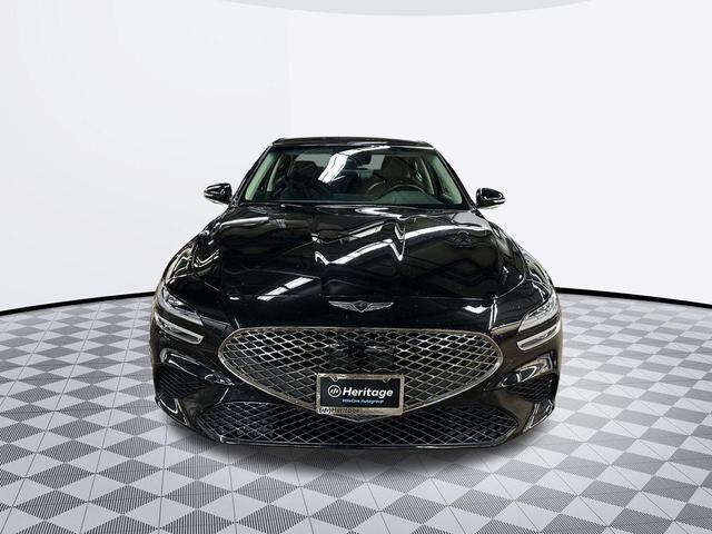 Photo of 2025 Vik Black Genesis G70