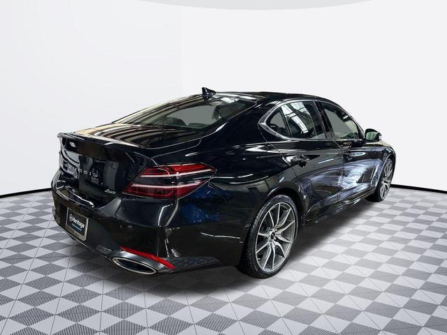 Photo of 2025 Vik Black Genesis G70