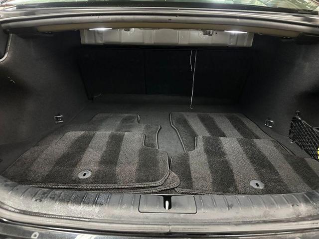 Photo of 2025 Vik Black Genesis G70