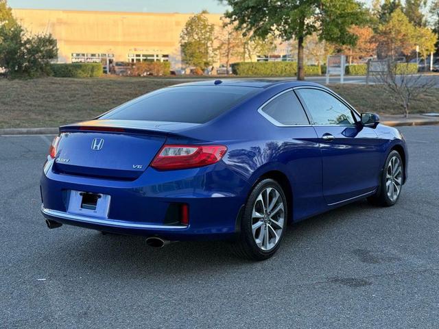 Photo of 2015 Still Night Pearl Honda Accord