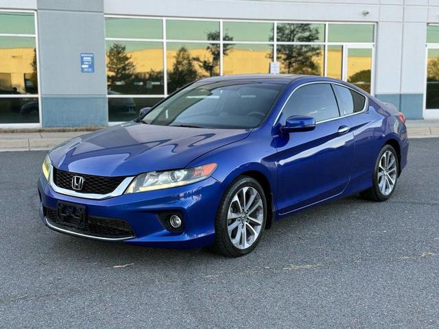 Photo of 2015 Still Night Pearl Honda Accord