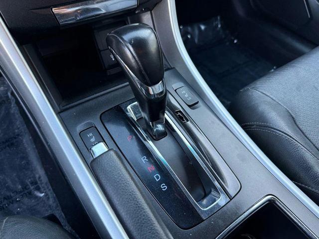 Photo of 2015 Still Night Pearl Honda Accord
