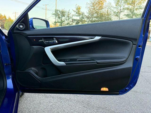 Photo of 2015 Still Night Pearl Honda Accord