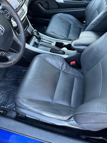 Photo of 2015 Still Night Pearl Honda Accord