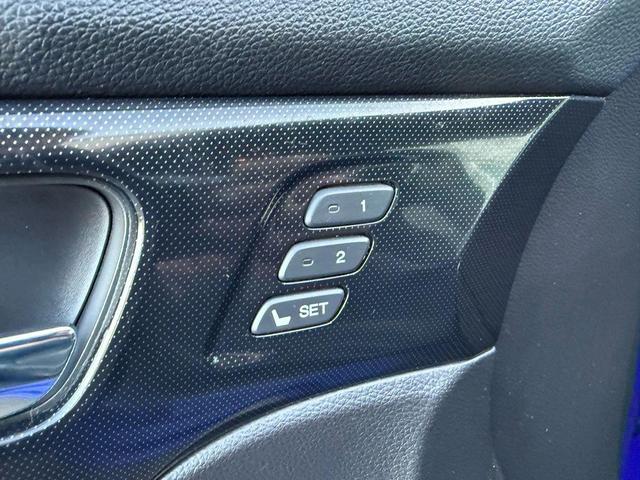 Photo of 2015 Still Night Pearl Honda Accord