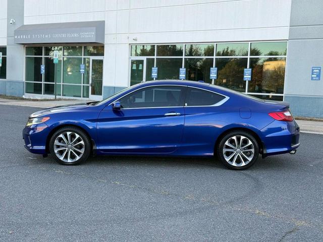 Photo of 2015 Still Night Pearl Honda Accord
