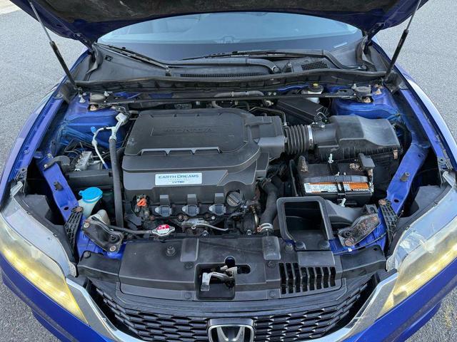 Photo of 2015 Still Night Pearl Honda Accord
