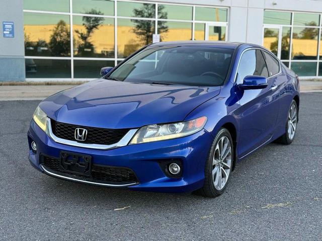 Photo of 2015 Still Night Pearl Honda Accord