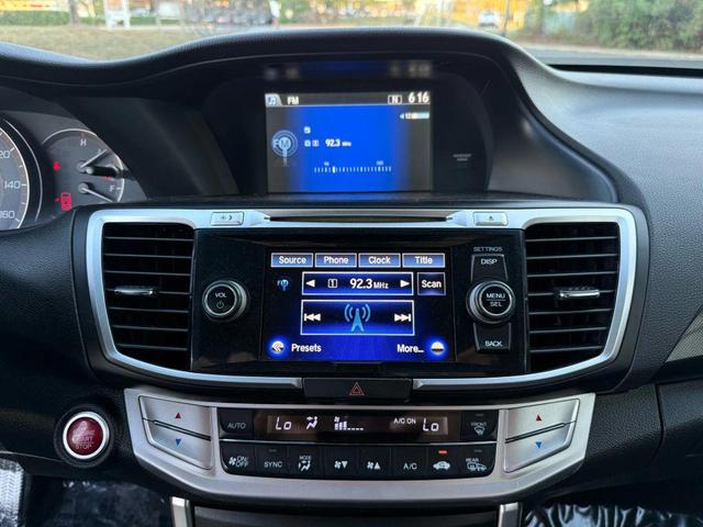 Photo of 2015 Still Night Pearl Honda Accord