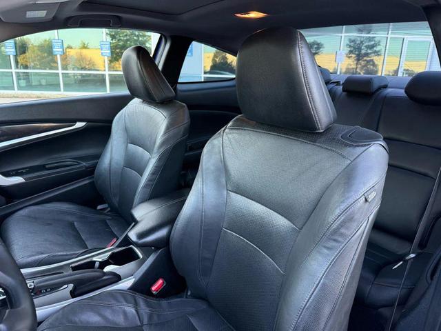 Photo of 2015 Still Night Pearl Honda Accord