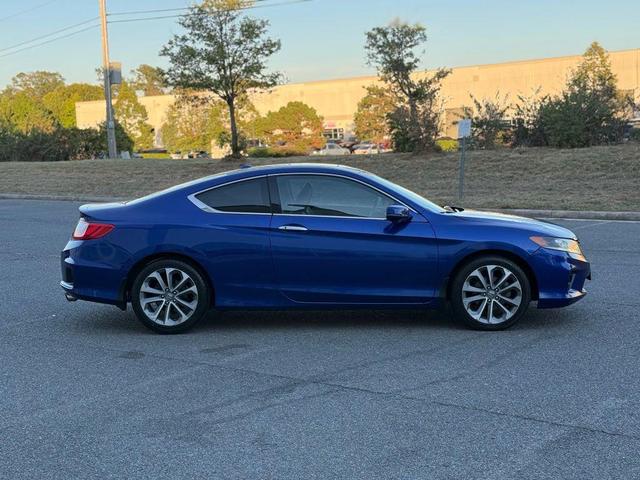 Photo of 2015 Still Night Pearl Honda Accord