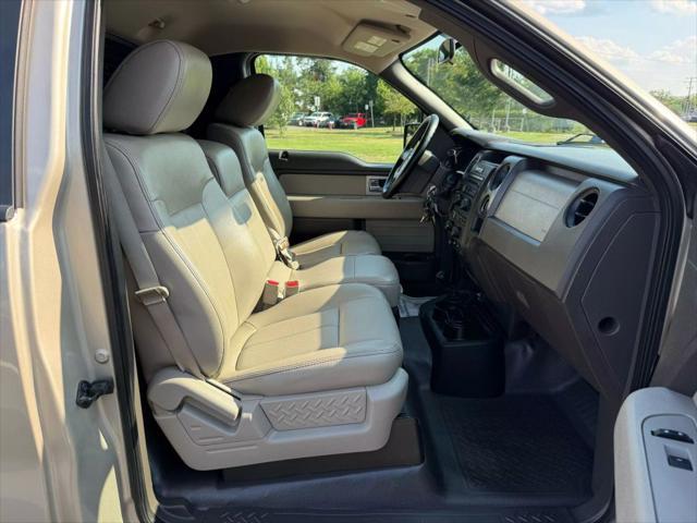 Photo of 2009 Gold Ford F-150