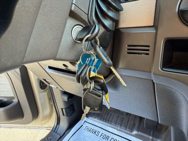 Photo of 2009 Gold Ford F-150