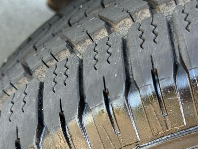 Photo of 2009 Gold Ford F-150
