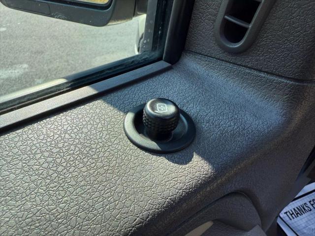 Photo of 2009 Gold Ford F-150