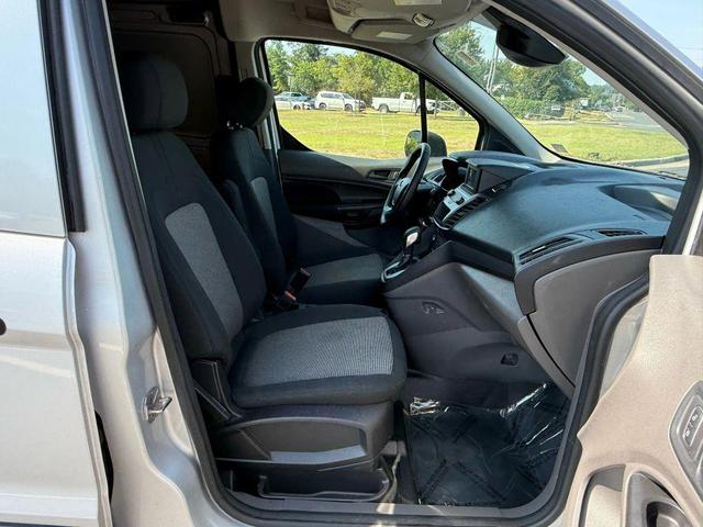 Photo of 2019 Silver Ford Transit Connect