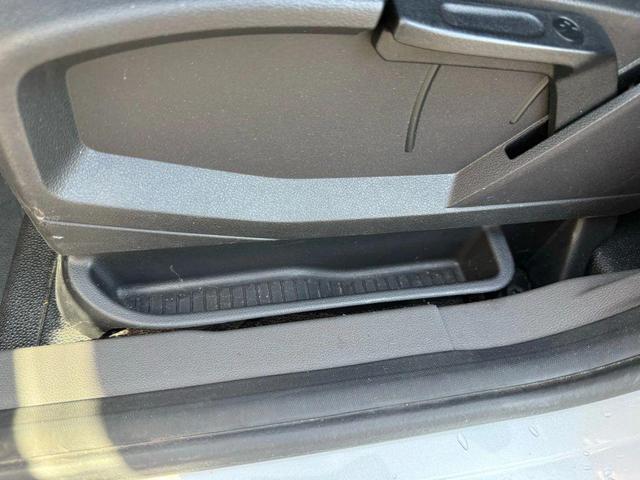 Photo of 2019 Silver Ford Transit Connect