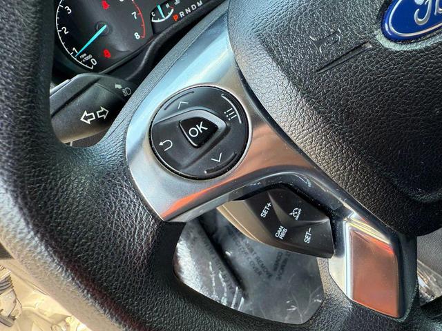 Photo of 2019 Silver Ford Transit Connect