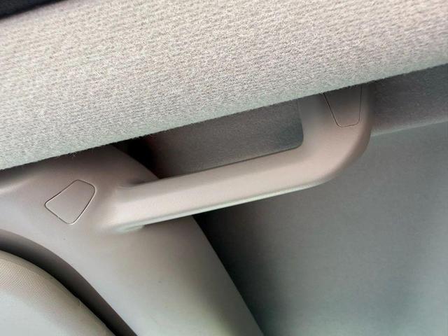 Photo of 2019 Silver Ford Transit Connect