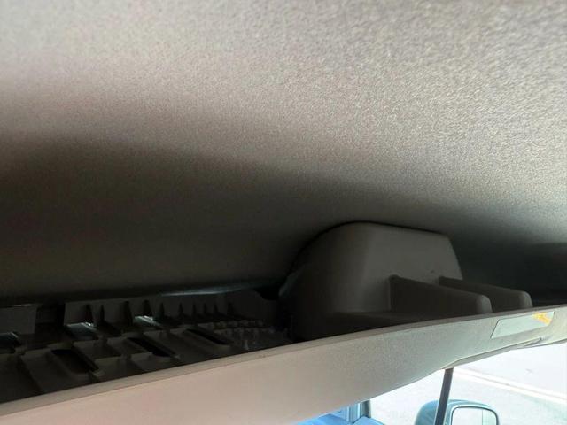 Photo of 2019 Silver Ford Transit Connect