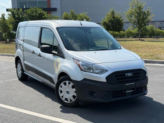Photo of 2019 Silver Ford Transit Connect