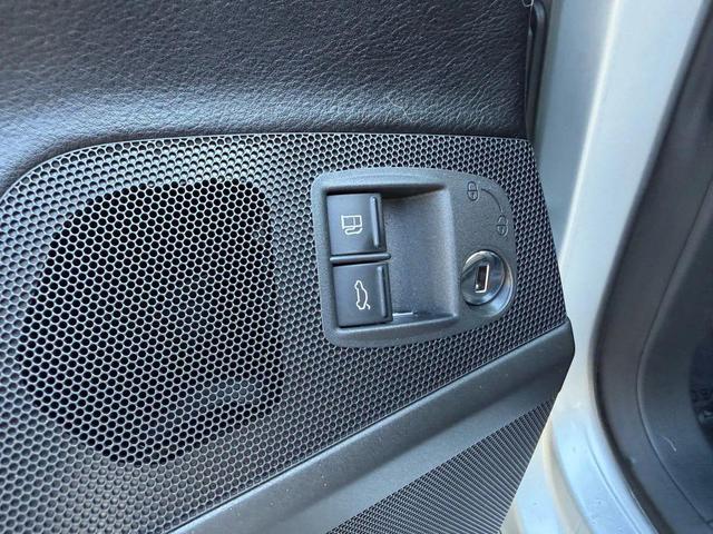 Photo of 2012 Reflex Silver Metallic Volkswagen CC