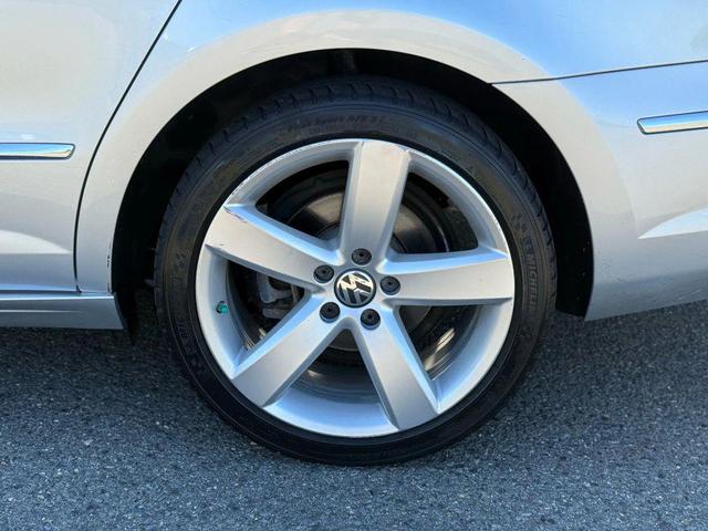 Photo of 2012 Reflex Silver Metallic Volkswagen CC