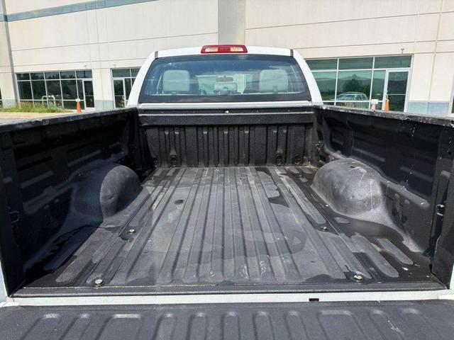 Photo of 2014 Super White Toyota Tundra