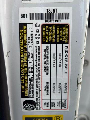 Photo of 2014 Super White Toyota Tundra