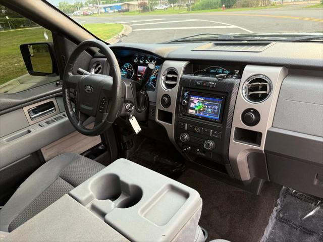 Photo of 2011 Black Ford F-150