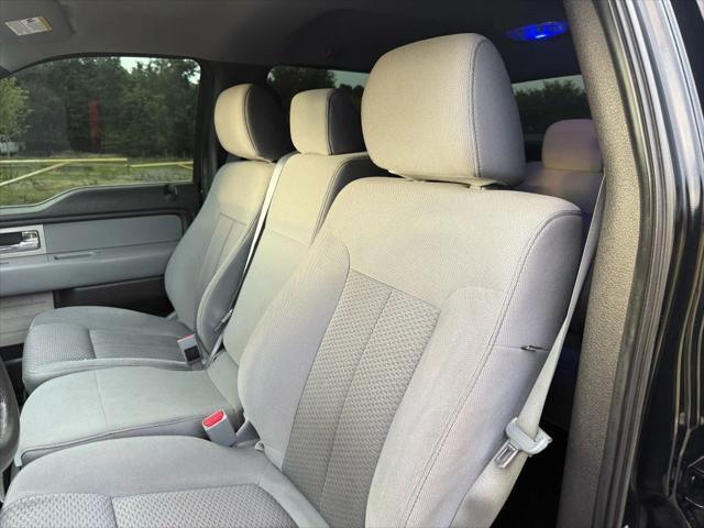 Photo of 2011 Black Ford F-150
