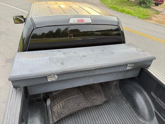 Photo of 2011 Black Ford F-150