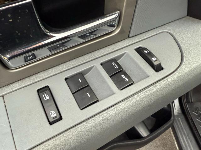 Photo of 2011 Black Ford F-150