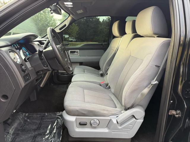 Photo of 2011 Black Ford F-150