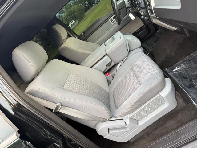 Photo of 2011 Black Ford F-150