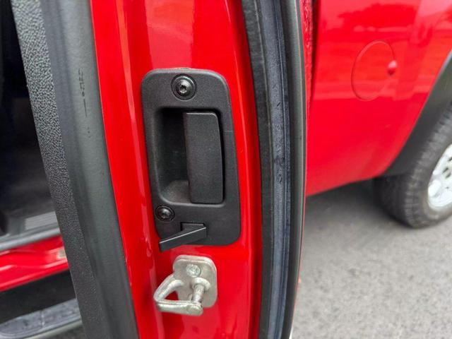 Photo of 2013 Red Chevrolet Silverado 1500