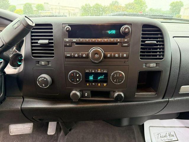 Photo of 2013 Red Chevrolet Silverado 1500