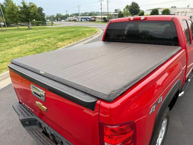 Photo of 2013 Red Chevrolet Silverado 1500