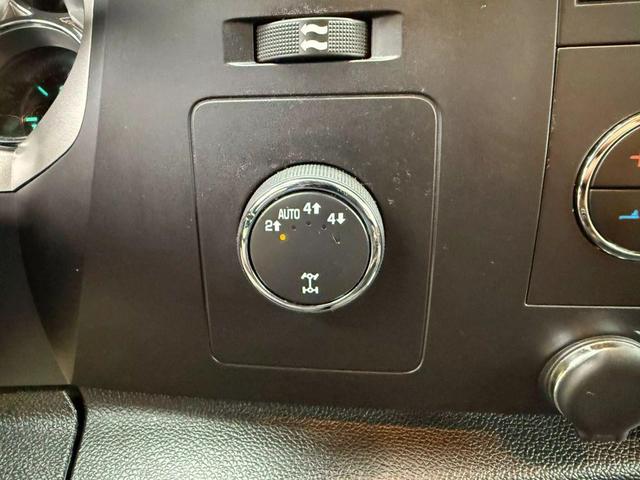 Photo of 2013 Red Chevrolet Silverado 1500