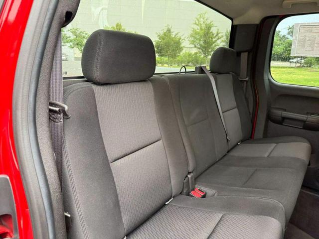 Photo of 2013 Red Chevrolet Silverado 1500