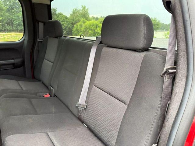 Photo of 2013 Red Chevrolet Silverado 1500