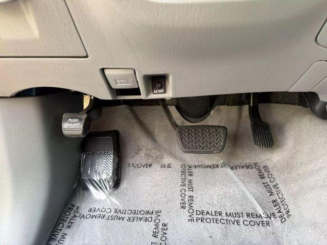 Photo of 2007 Red Toyota Tacoma