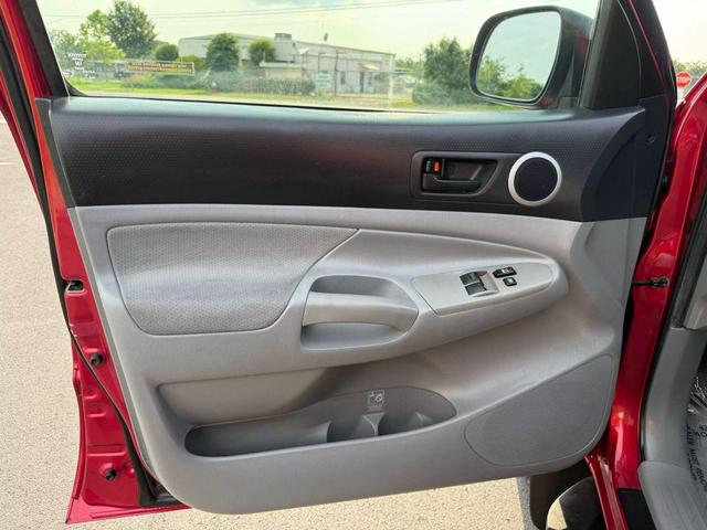 Photo of 2007 Red Toyota Tacoma