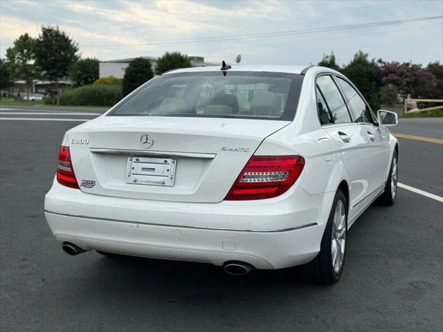 Photo of 2014 White Mercedes-Benz C-Class