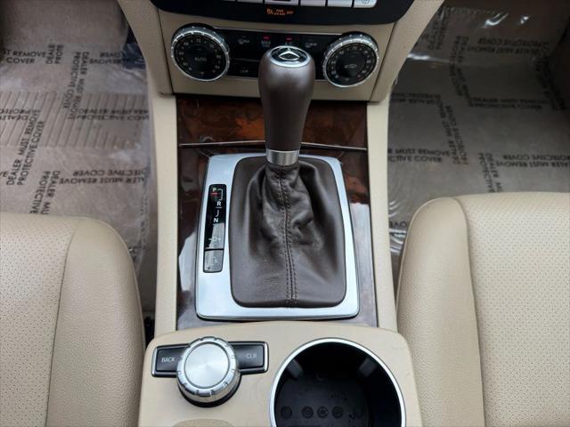 Photo of 2014 White Mercedes-Benz C-Class
